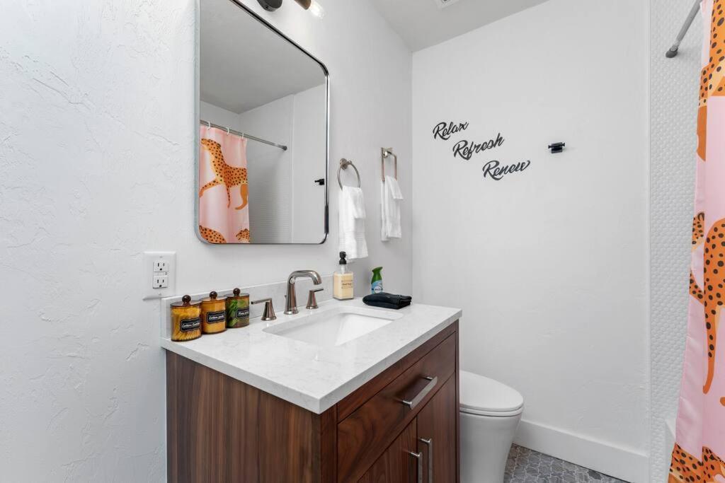 Smart Bungalow: 10-Min To Uf, Central Location Γκέινσβιλ Εξωτερικό φωτογραφία