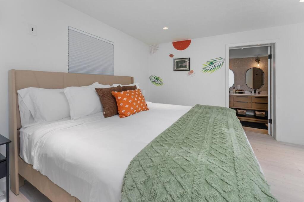 Smart Bungalow: 10-Min To Uf, Central Location Γκέινσβιλ Εξωτερικό φωτογραφία