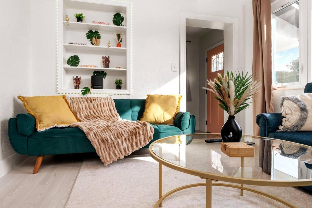 Smart Bungalow: 10-Min To Uf, Central Location Γκέινσβιλ Εξωτερικό φωτογραφία